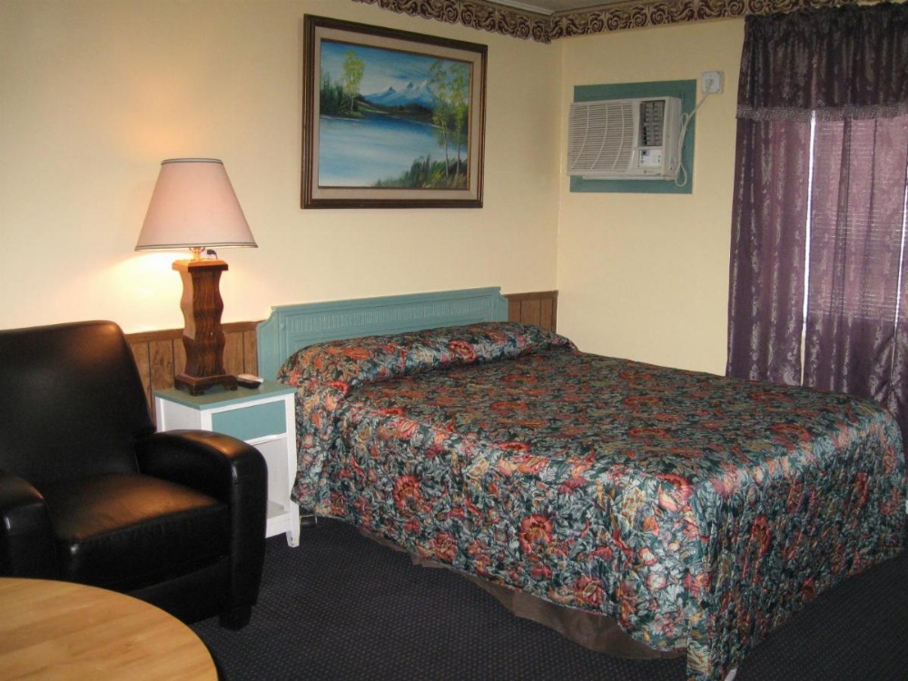 Room image 3